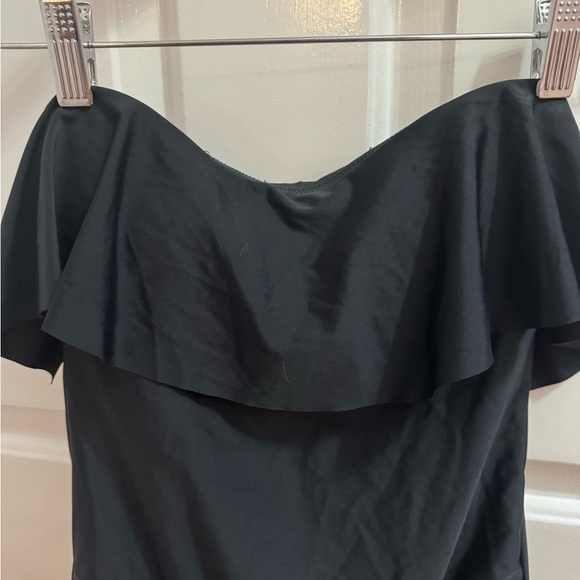 NWT RAISINS  Black one piece with Ruffle. JRs Size Small /Petite. New very chic - Picture 2 of 4